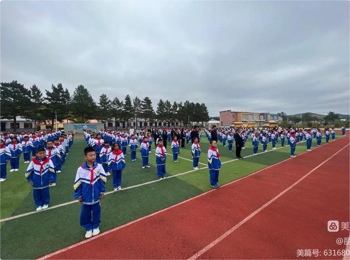 中和镇库堤河小学