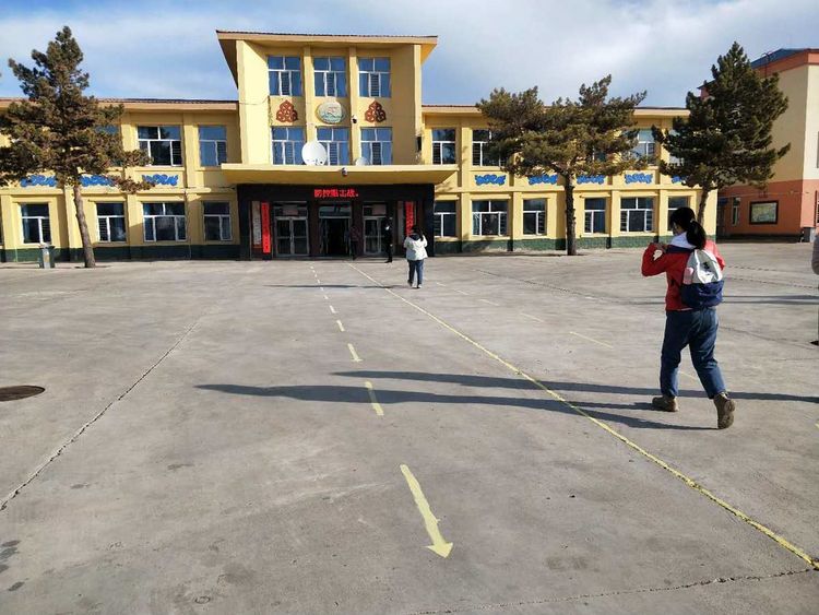 鄂伦春民族乡学校