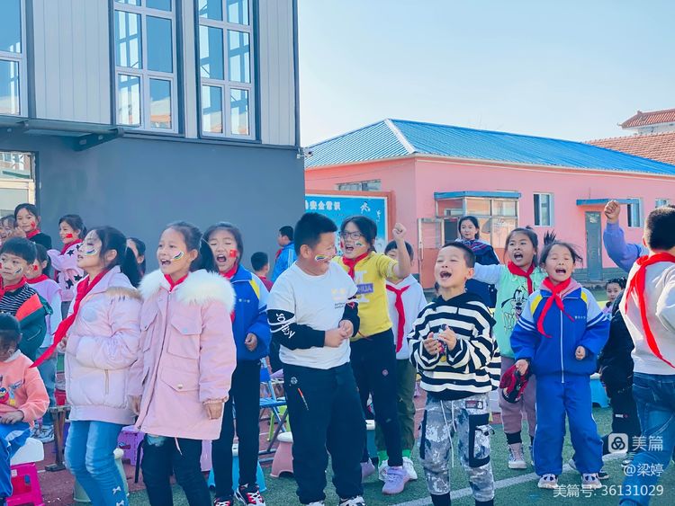 扎兰屯市繁荣小学